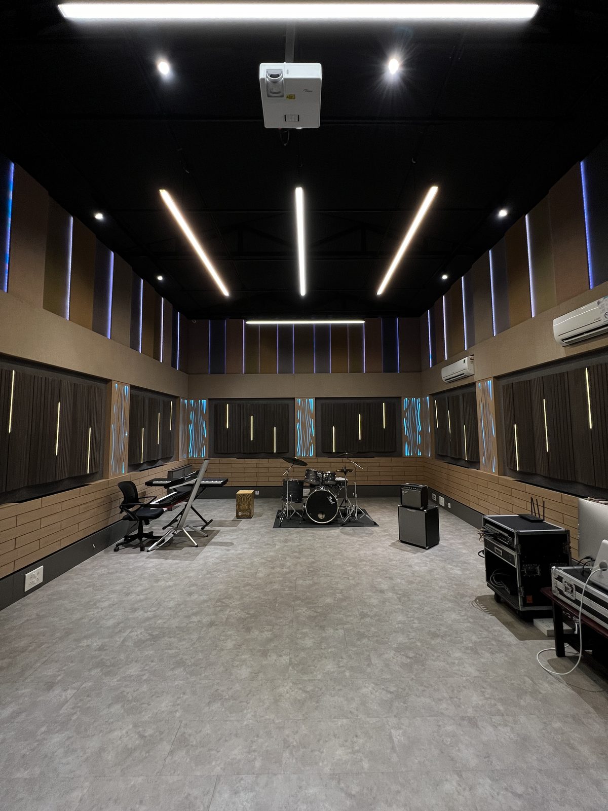 Aura Studios live hall